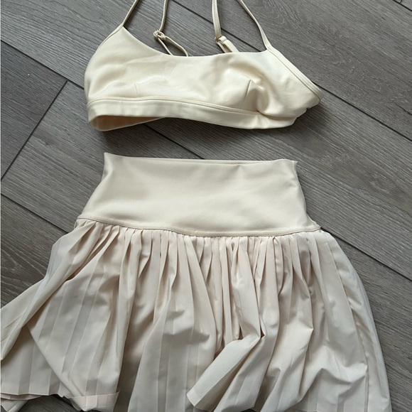 Alo Limited Edition French Vanilla Set - Picture 2 of 4